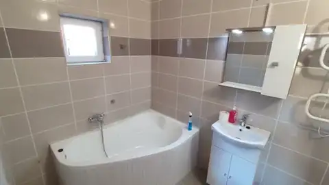 Hidegburkolási munka