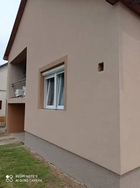 Homlokzatszigetelési referencia saját kivitelezésből
